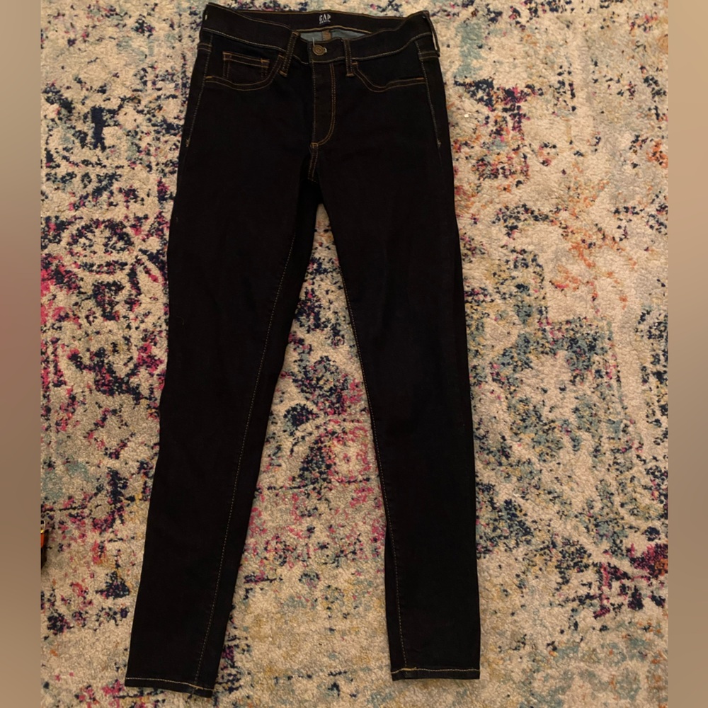 Gap Size 27 Women’s Favorite Jeggings Dark Denim  Skinny Inseam 26” Rise 8.5”